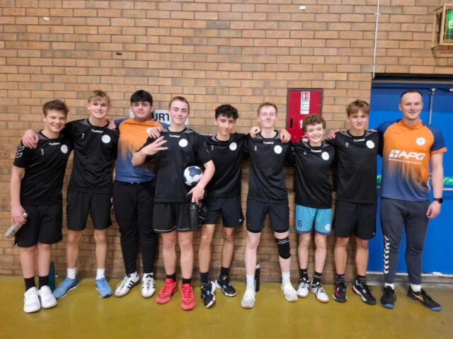 A fantastic 3 wins out of 3 for our Vikings youth boys at today's Trafford under-16 handball tournament down in Manchester 🤩 An 11-13 opening win over Tryst was followed by further comeback victories against Trafford 11-15 and Shropshire 14-11, as the team showed how much they've improved together over the last few years to go unbeaten 💪 Really well done lads 👏 Thanks to Trafford HC for hosting 🤾‍♂️ Go Vikings 🖤💙

👀 Full report coming soon 👀

@traffordhandball @tryst77hc @shropshirehandball #traffordtournament #youthvikings #vikingsvictories #newcastlehandball #vikingshandball #newcastlevikings